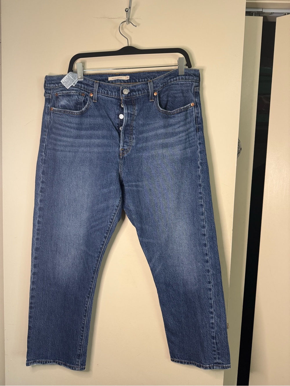 Levi's Premium Wedgie Straight High Rise Jeans Medium Wash Size 34 x 26